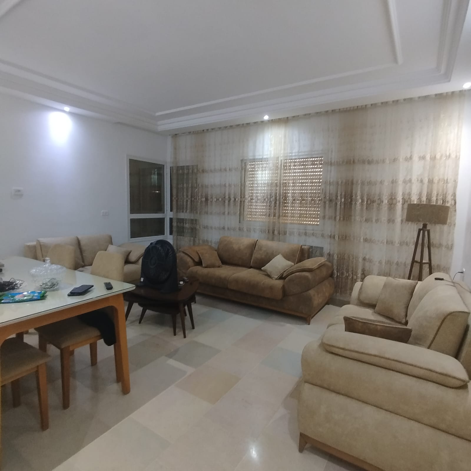 Mnihla Jardins d'el Menzah Location Appart. 3 pices Magnifique appartement s2  jardin d'elmenzah1