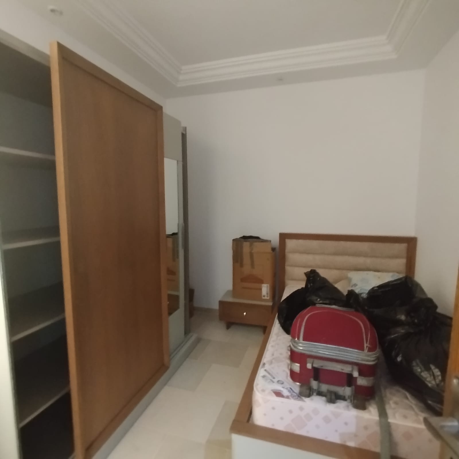 Mnihla Jardins d'el Menzah Location Appart. 3 pices Magnifique appartement s2  jardin d'elmenzah1