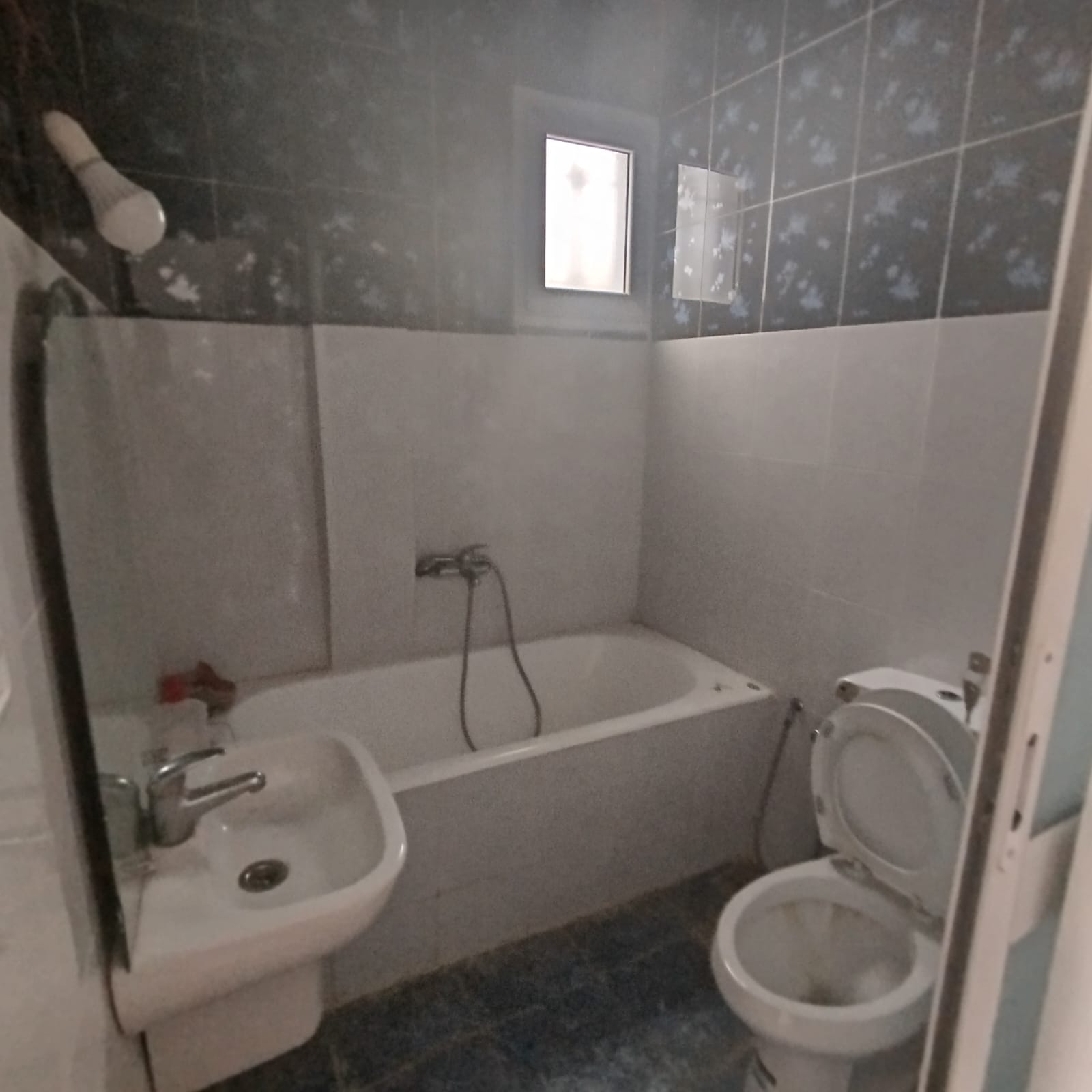 El Menzah El Menzah 9 Location Appart. 2 pices Mignon studio  menzah9a
