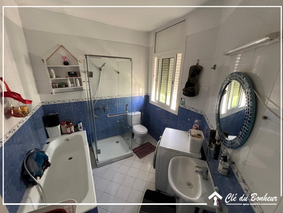 La Marsa El Aouina Vente Appart. 4 pices Appartement s4 spacieux  jardin l'aouina