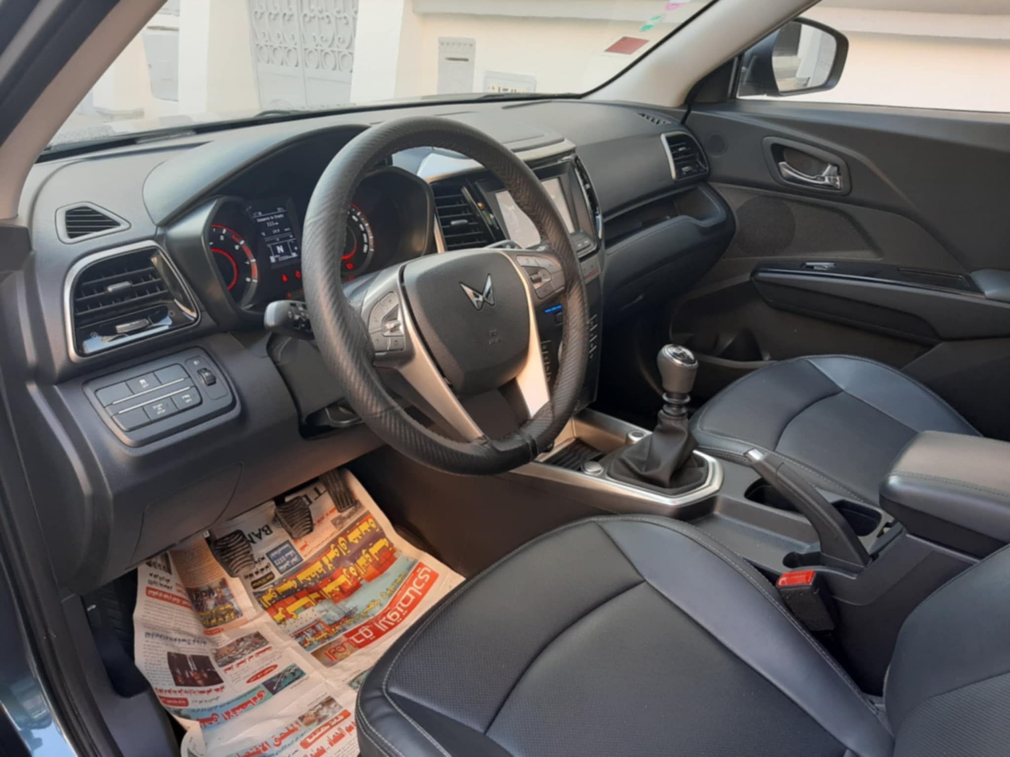 Carthage Carthage Mahindra Autre Modle Mahindra xuv 300 w8 avec toit