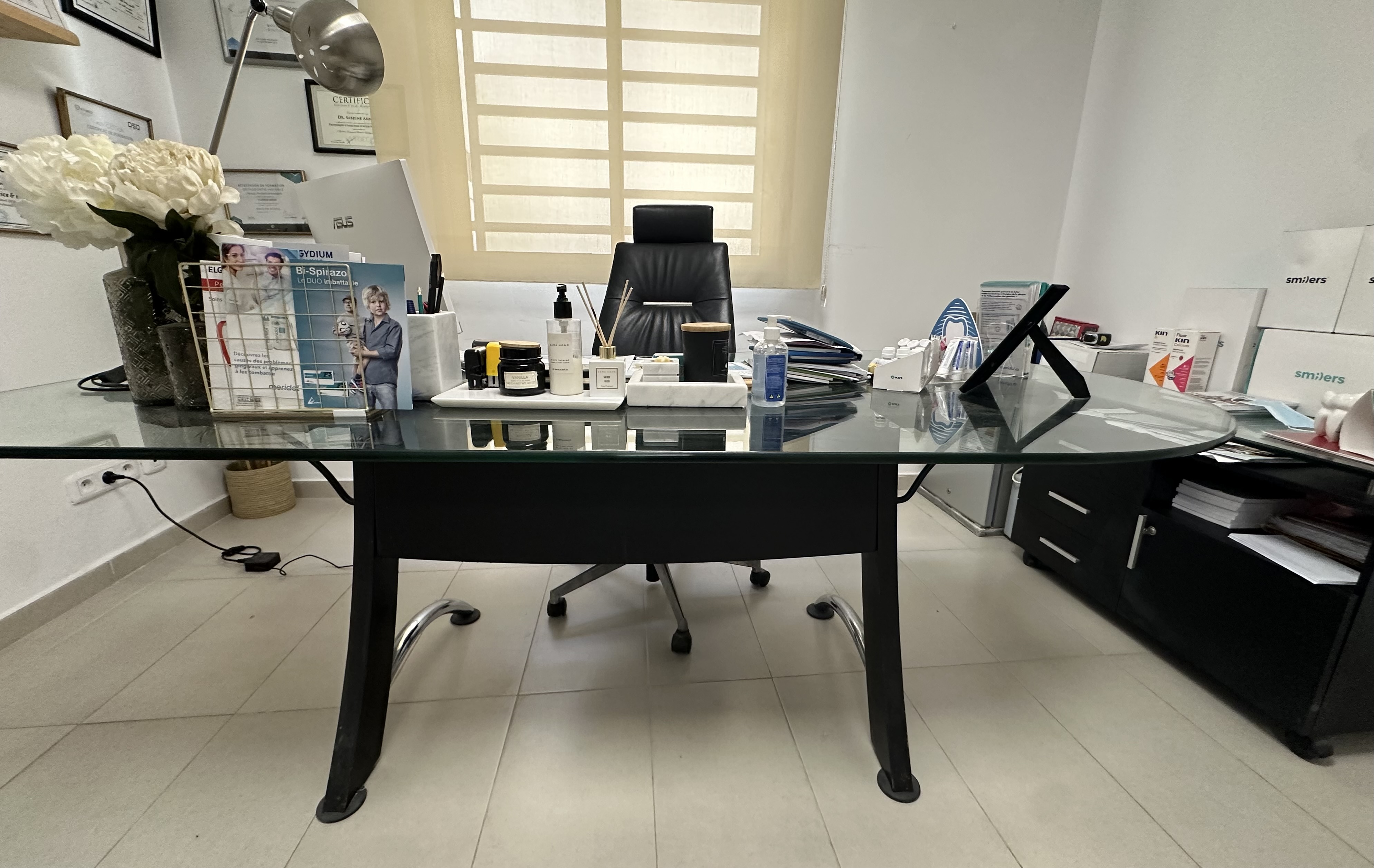 La Marsa Marsa Ennassim Meubles de bureau Bureaux - Tables Bureau avec retour et chaise prsident