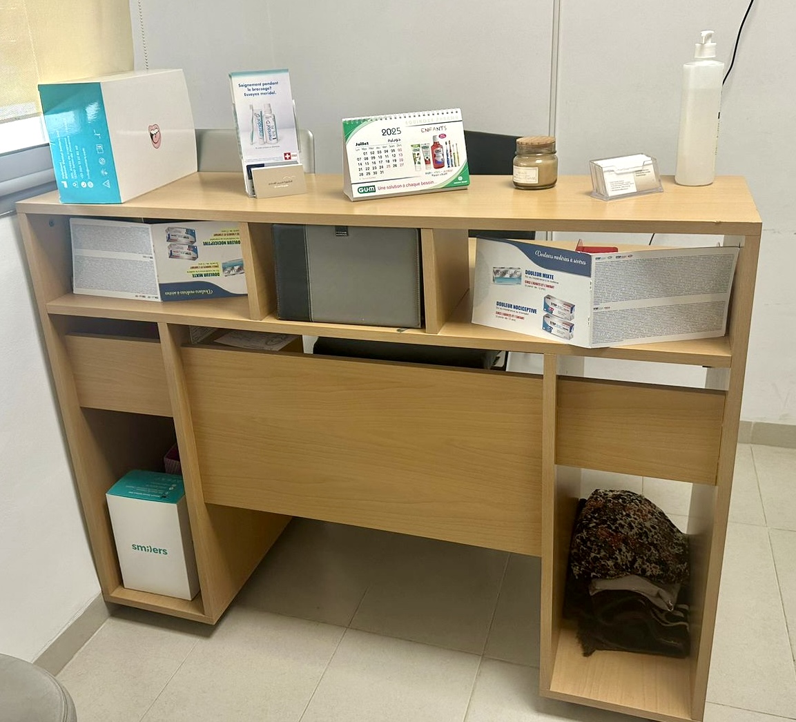 La Marsa Marsa Safsaf Meubles de bureau Bureaux - Tables Accueil desk secrtaire