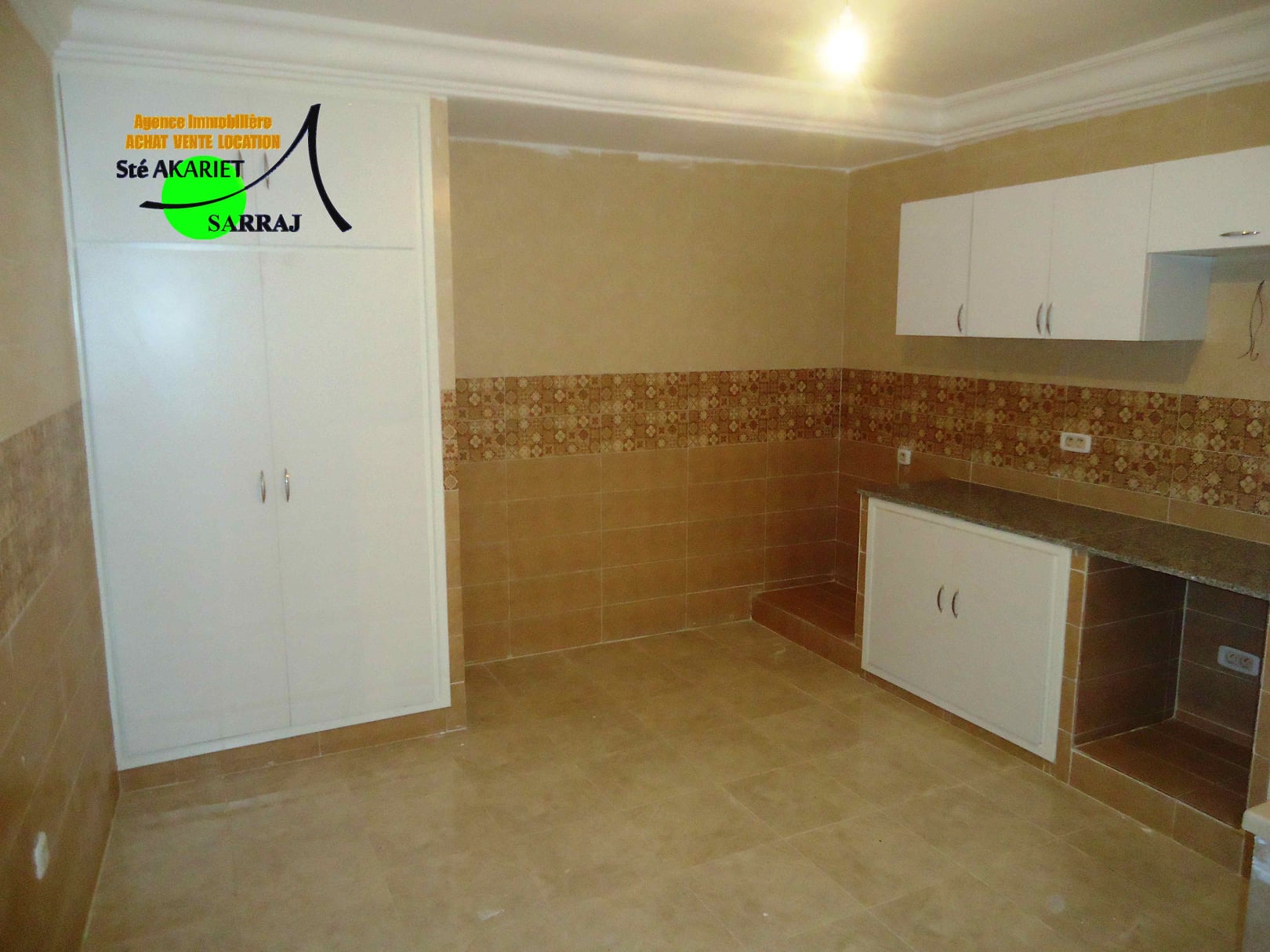 Hammam Sousse Cite De La Plage 1 Vente Appart. 5 pices+ Grand appartement s4  hammem sousse bhayer