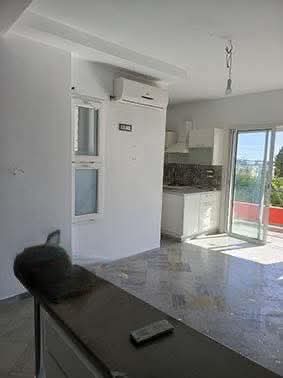 Ariana Ville El Menzah 5 Location Appart. 3 pices tage d'une villa s 2 menzah 5