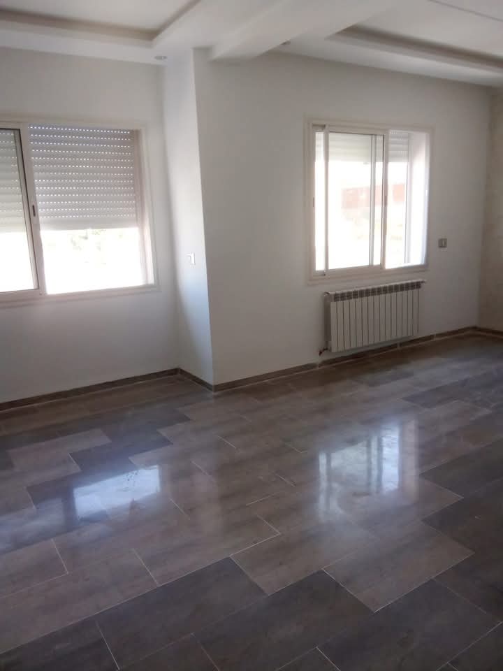 Mnihla Jardins d'el Menzah Location Appart. 4 pices tage d'une villa s 3 jardin d'el menzah 2