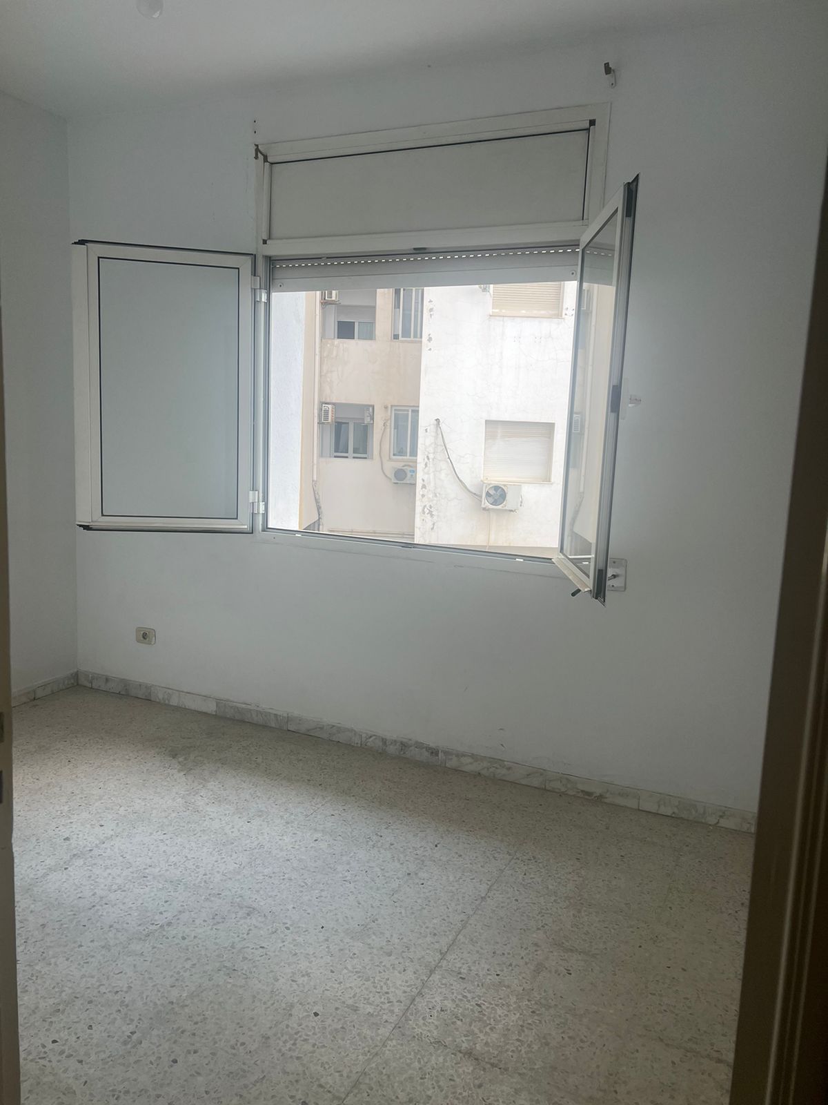 Ariana Ville Cite Ennasr 2 Location Appart. 3 pices Un s plus 2  cit nasr