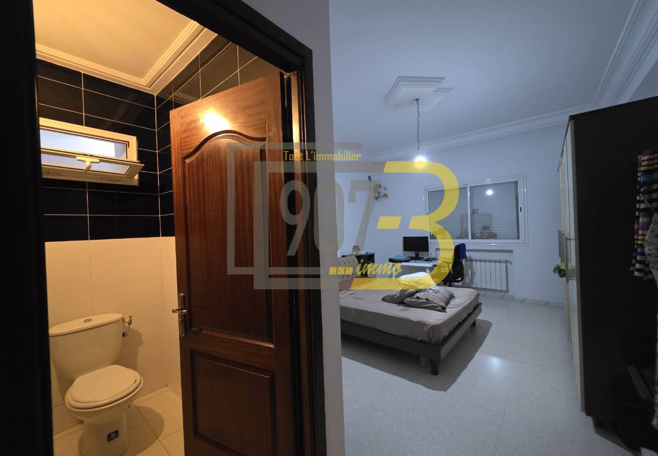Ariana Ville Cite Ennasr 2 Location Appart. 3 pices Un tage de villa s3  ennasr 2