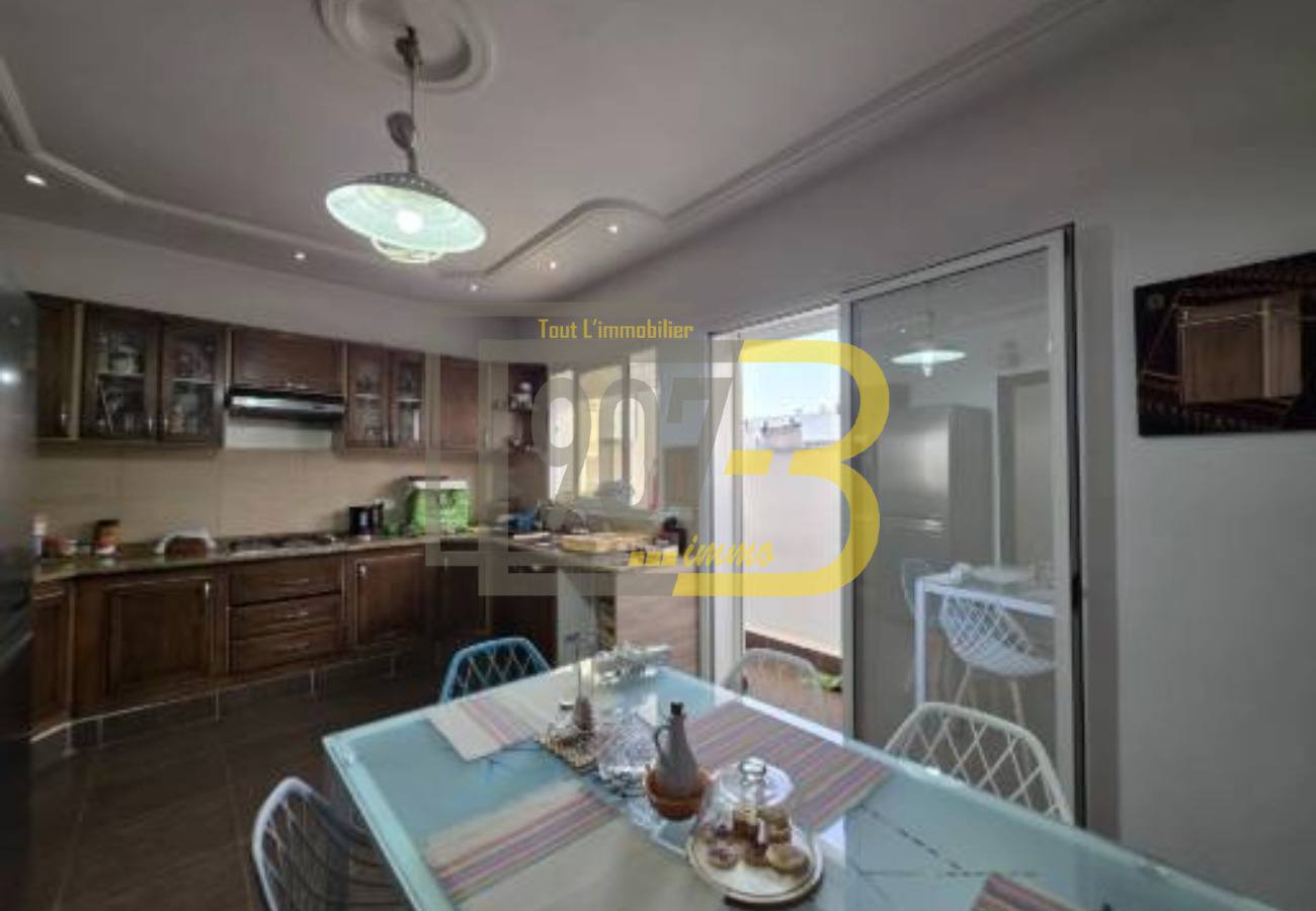 Ariana Ville Cite Ennasr 2 Location Appart. 3 pices Un tage de villa s3  ennasr 2