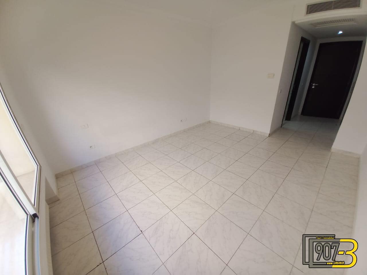 El Menzah El Menzah 9 Vente Appart. 3 pices Un appartement s3  el menzah 9c