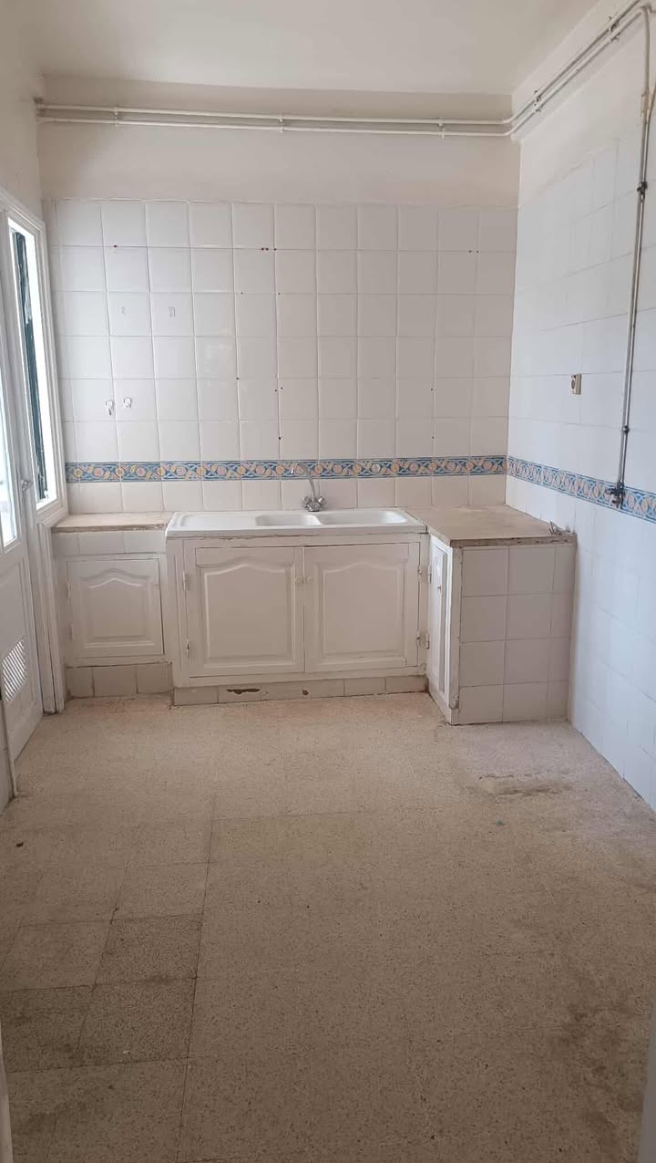 El Ouerdia El Ouerdia Location Appart. 3 pices App rdc ibn sina