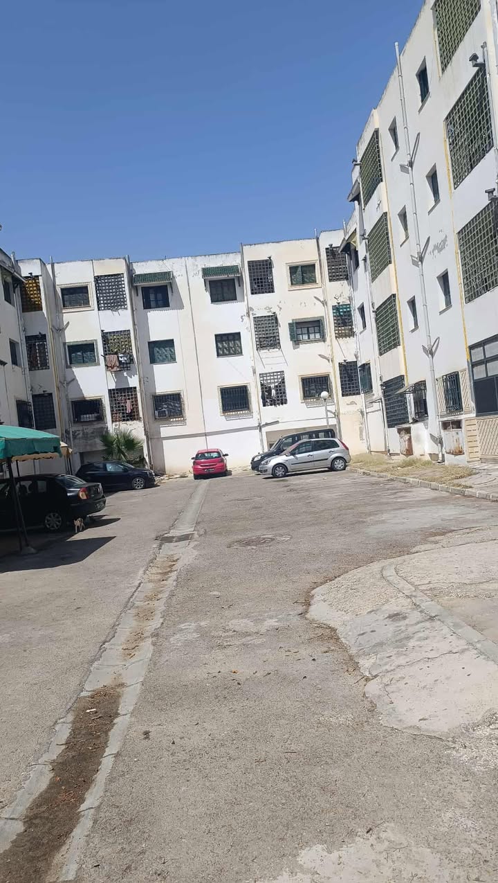 El Ouerdia El Ouerdia Location Appart. 3 pices App rdc ibn sina