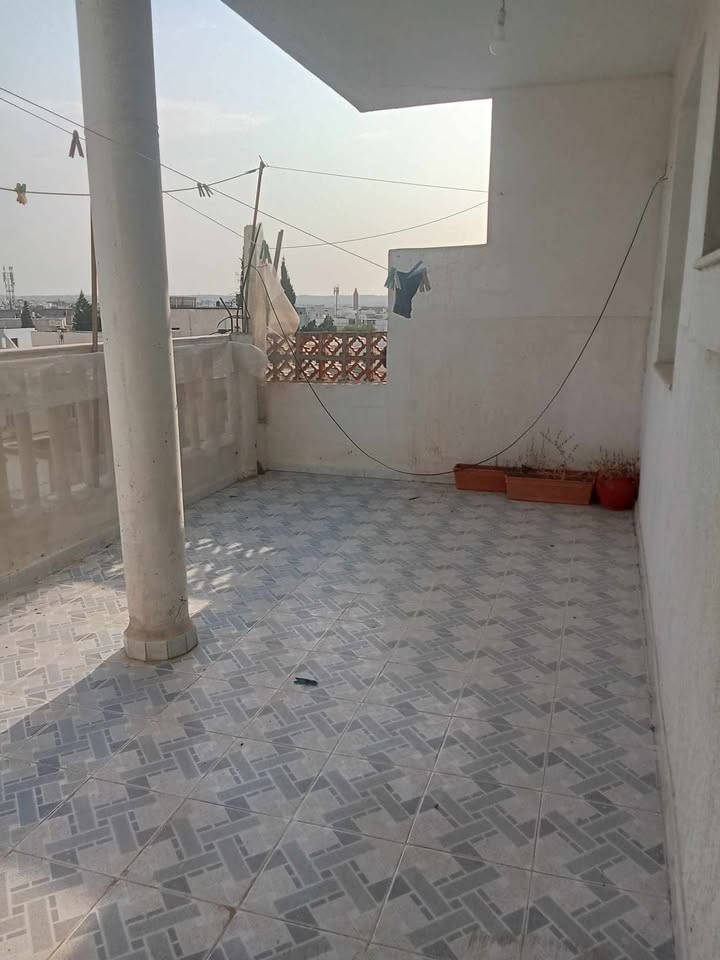 El Mourouj El Mourouj Location Appart. 3 pices tage de villa wardi