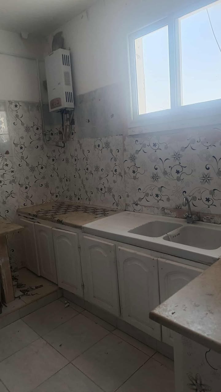 El Mourouj El Mourouj Location Appart. 3 pices tage d 'une maison bech