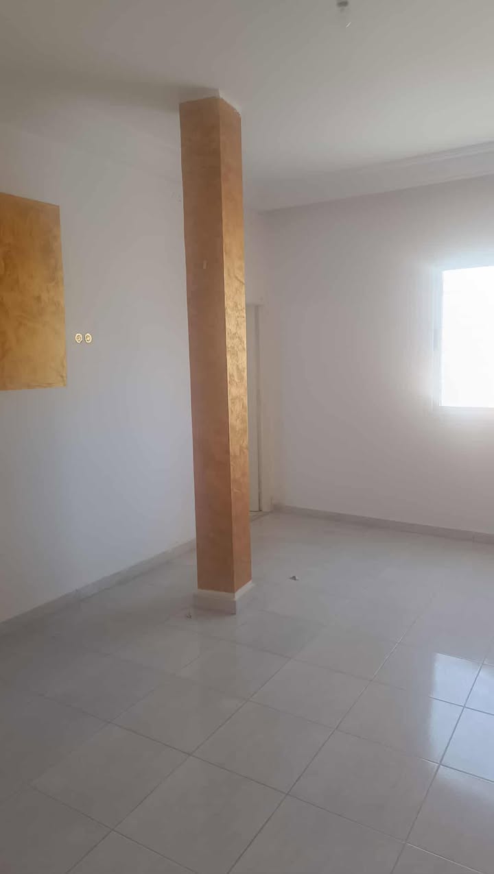 El Mourouj El Mourouj Location Appart. 3 pices tage d 'une maison bech