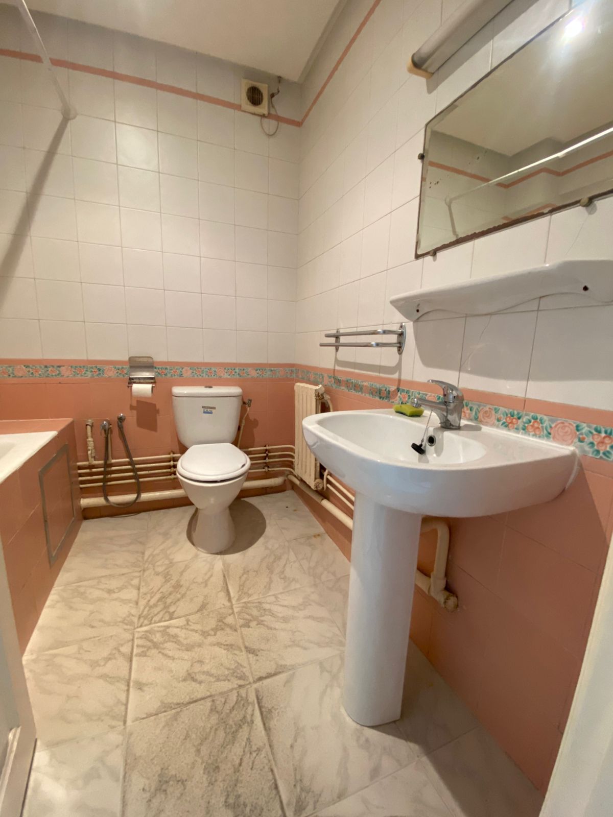 El Menzah Tunis Belvedere Location Appart. 2 pices Un appartement s1   lafayette