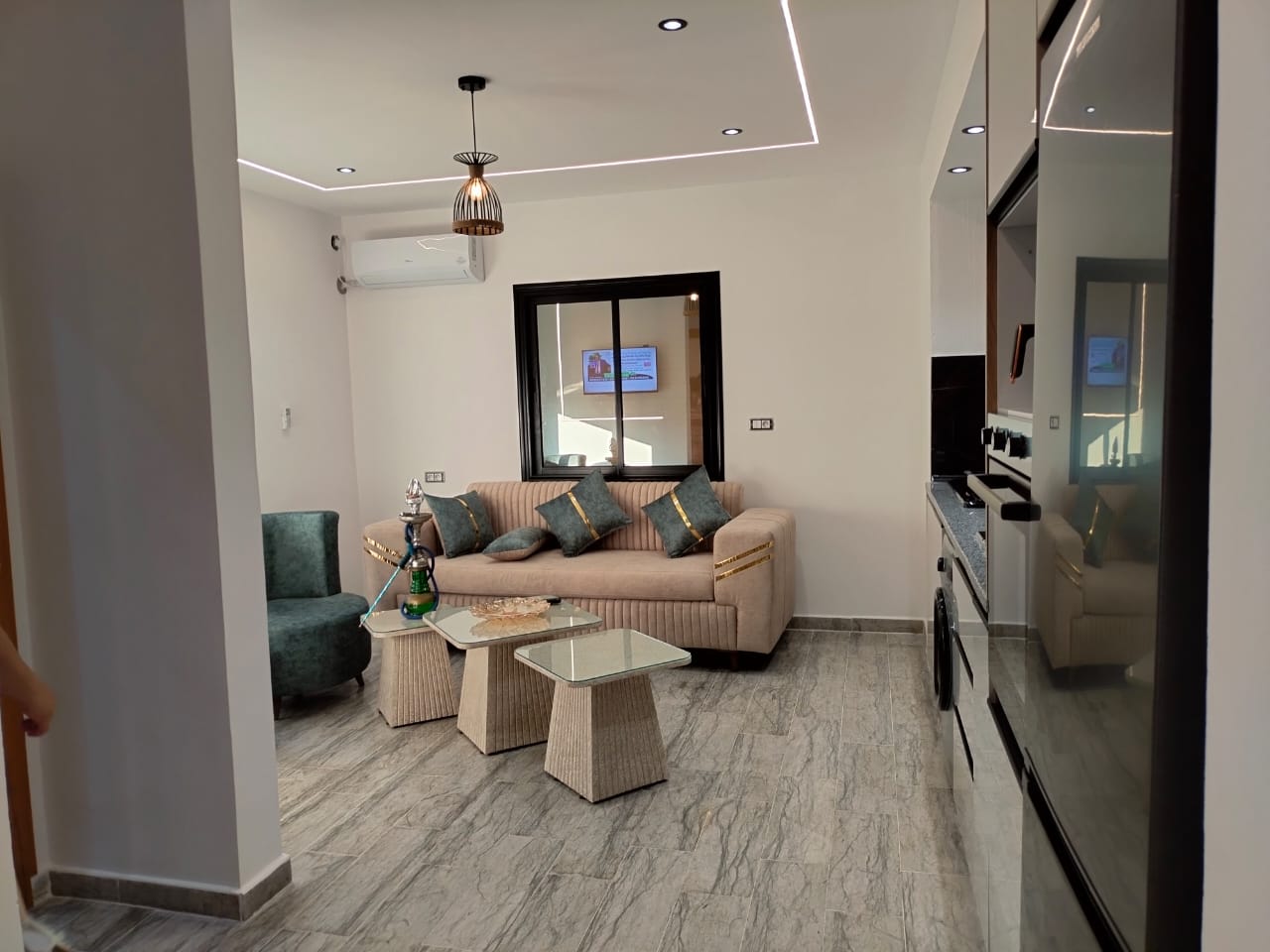 Hammam El Ghezaz Hammam El Ghezaz Vente Appart. 1 pice Appartement au premier position de la plage