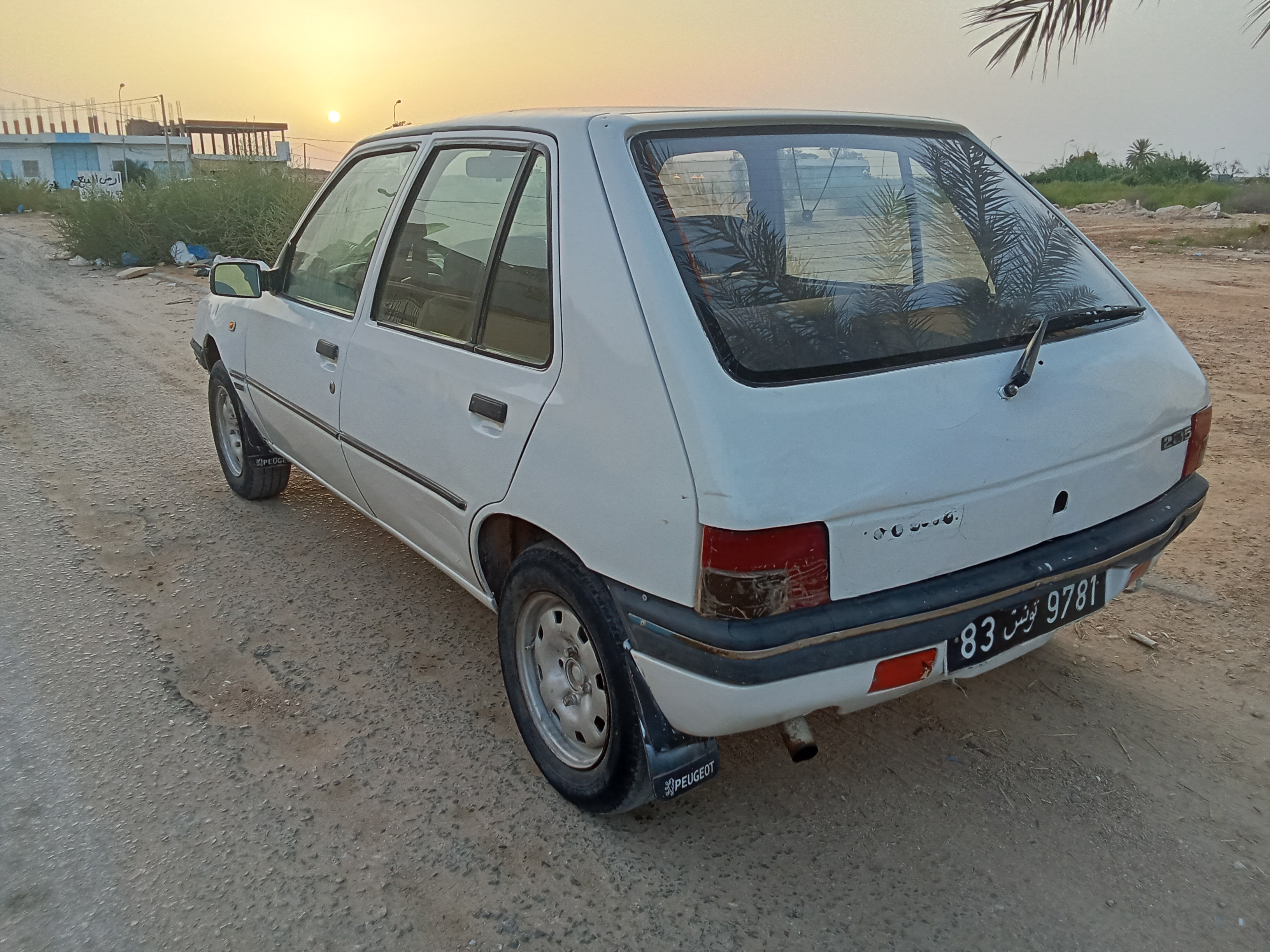 Gabes Medina Cite Des Oasis Peugeot 205 Peugeot 205