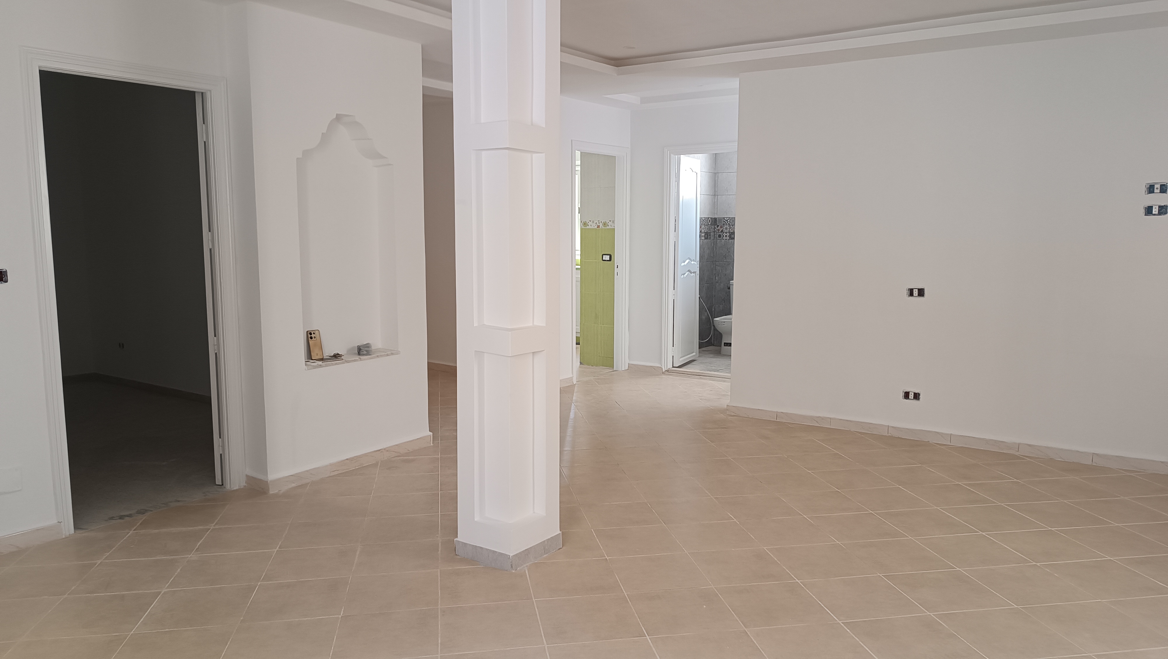 Ettahrir Cite Ettahrir Sup. Location Appart. 3 pices S2 totalement rnov 1re tage de villa