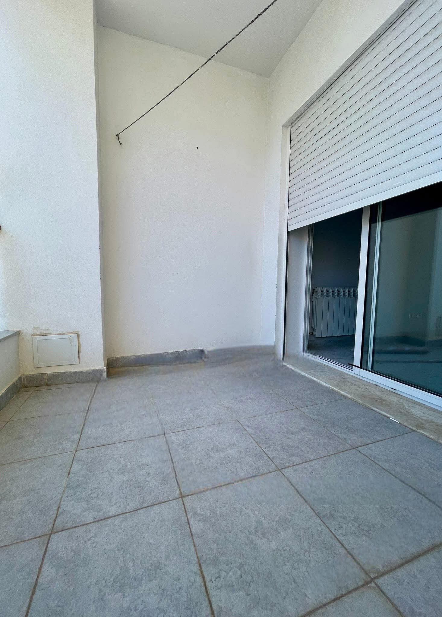 El Menzah El Menzah 9 Location Appart. 3 pices S2 1500d menzah 9 c