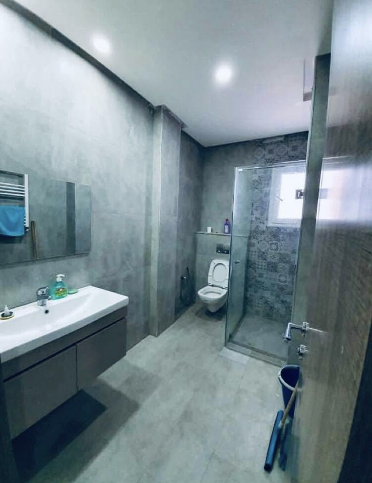 Ariana Ville Riadh Landlous Location Appart. 3 pices S2 meuble 1350 dt riadh andalous