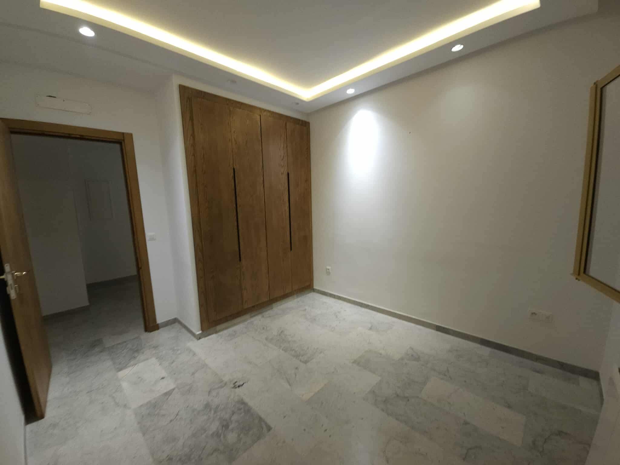 Mnihla Jardins d'el Menzah Location Maisons Etage de villa s3 1700 d