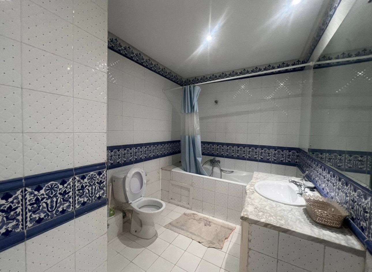 Ariana Ville El Menzah 7 Location Appart. 2 pices S1 1000 dt menzah 7 bis