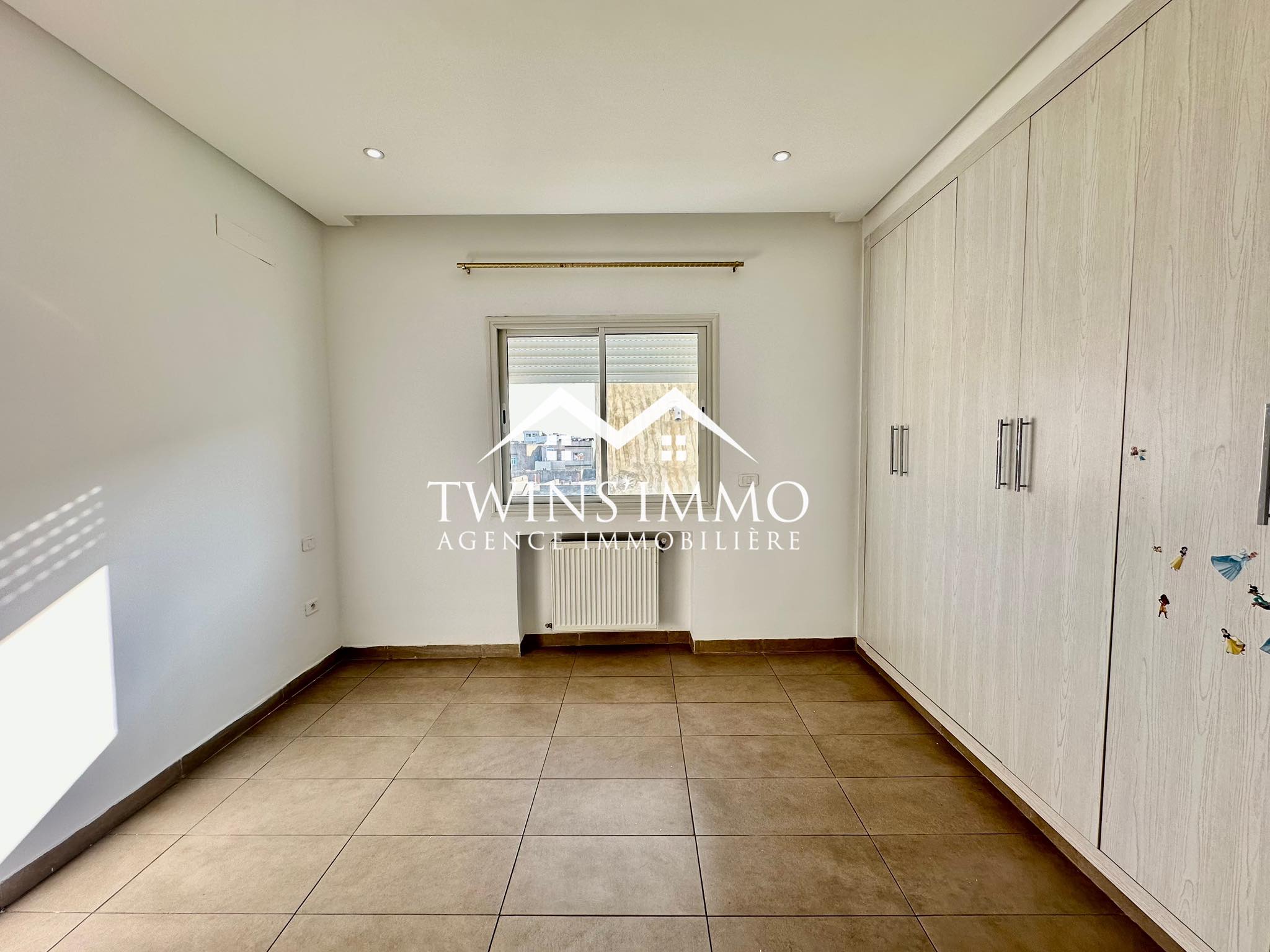 La Marsa Marsa Erriadh Location Appart. 2 pices Appartement s2  la marsa jbal khaoui