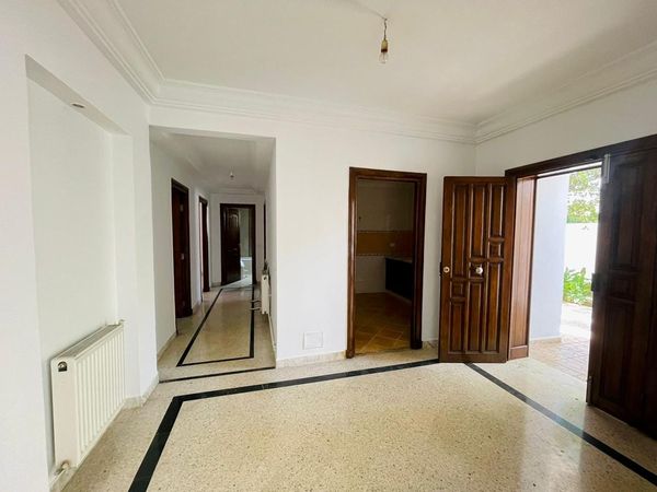 Mnihla Jardins d'el Menzah Location Appart. 4 pices Appartement s3  jardin d'el menzah 1