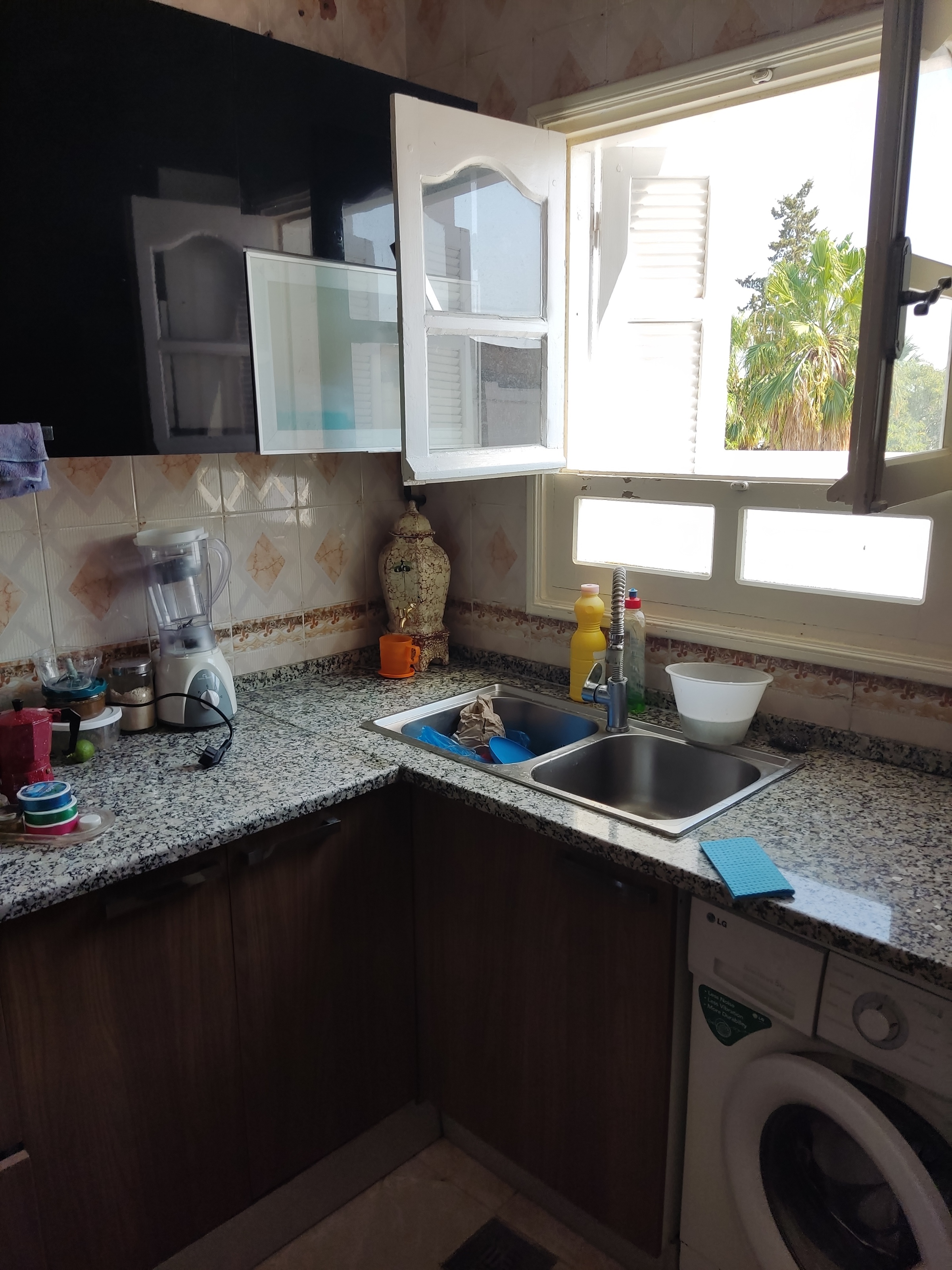 El Omrane Superieur El Omrane Superieur Location Appart. 2 pices Etage de villa hs