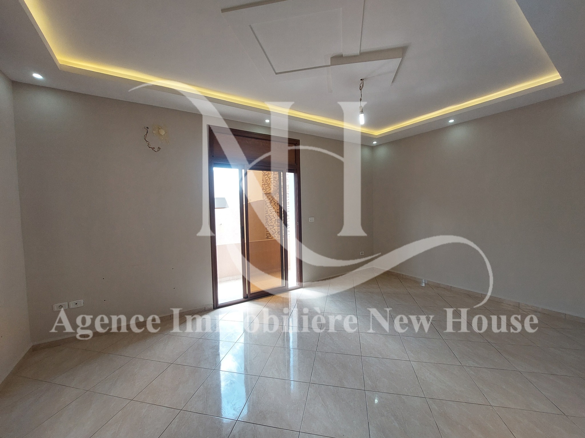 Bizerte Nord Bizerte Location Appart. 5 pices+ Appartement au centre ville