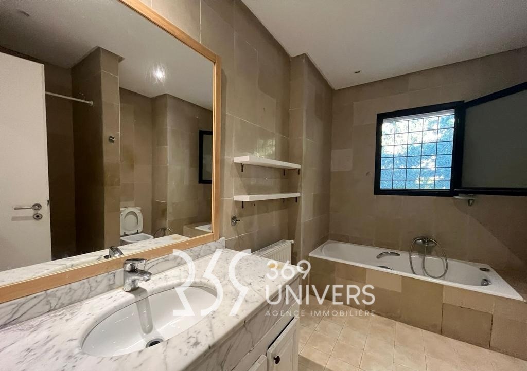 La Marsa Gammart Location Maisons Villa avec piscine  gammarth ref rh013