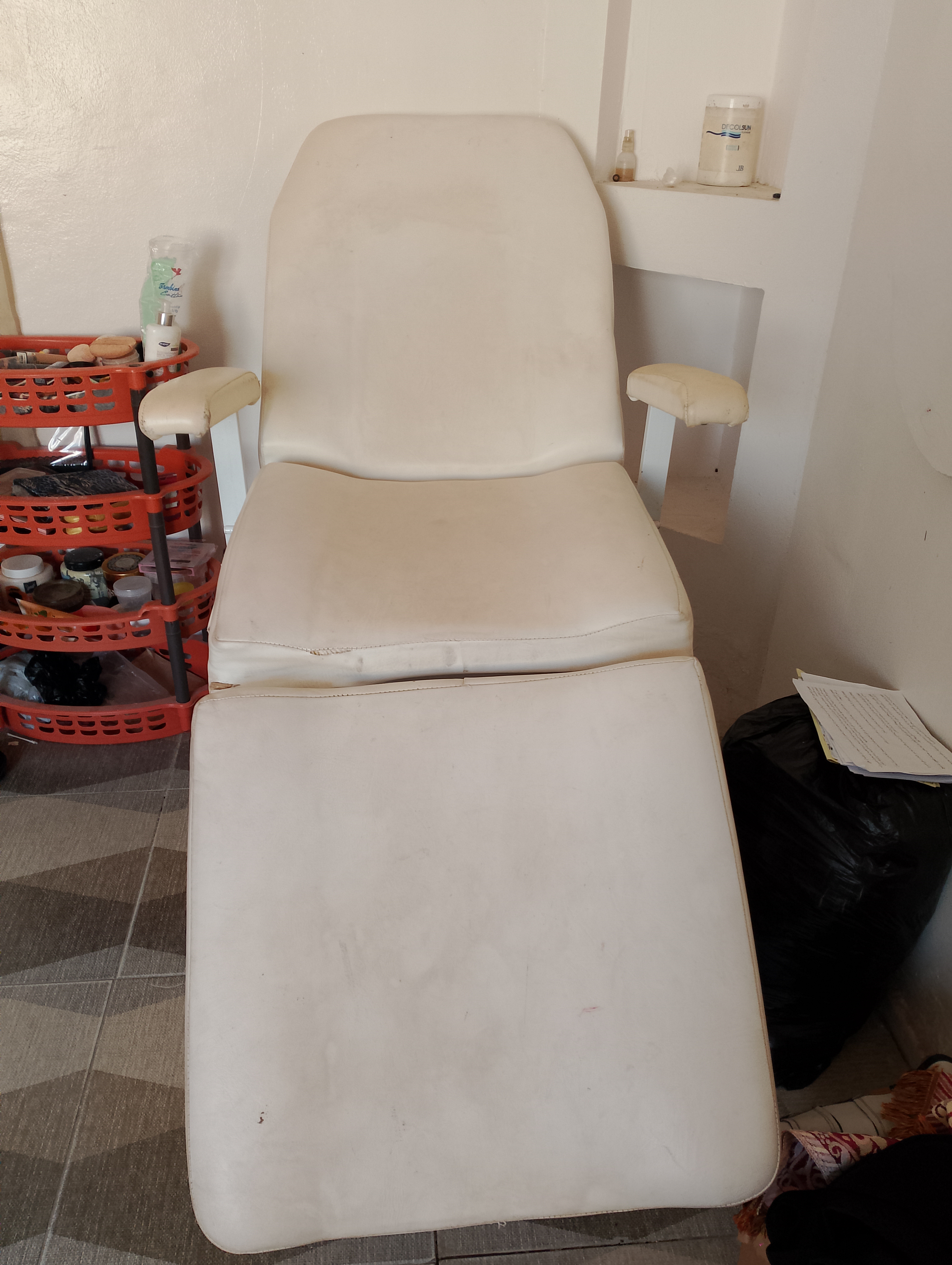 El Fahs El Fahs Autres meubles Autres Matriel de coiffure