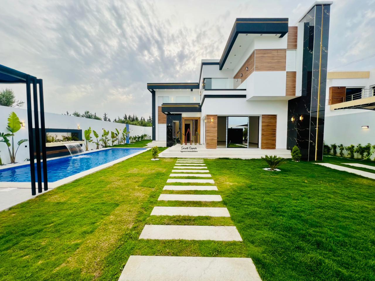 Hammamet Hammamet Vente Appart. 5 pices+ V555 villa cendrillon villa luxe