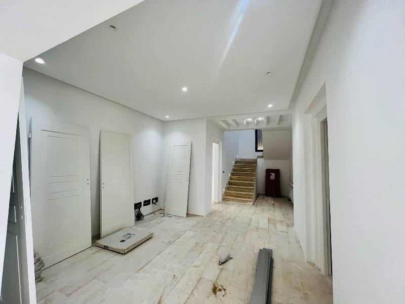 Hammamet Hammamet Vente Appart. 5 pices+ V418 villa dora 1