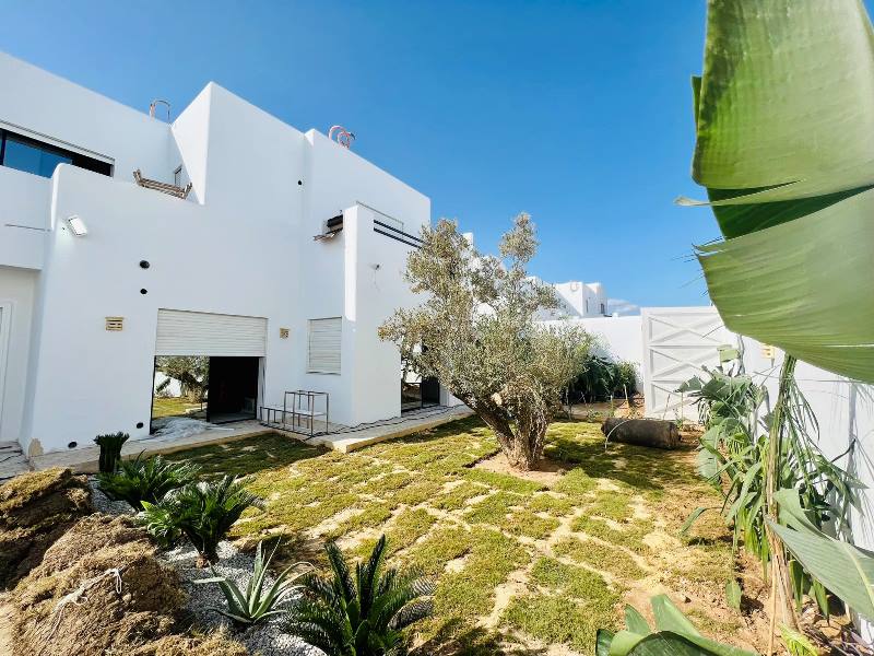 Hammamet Hammamet Vente Appart. 5 pices+ V418 villa dora 1