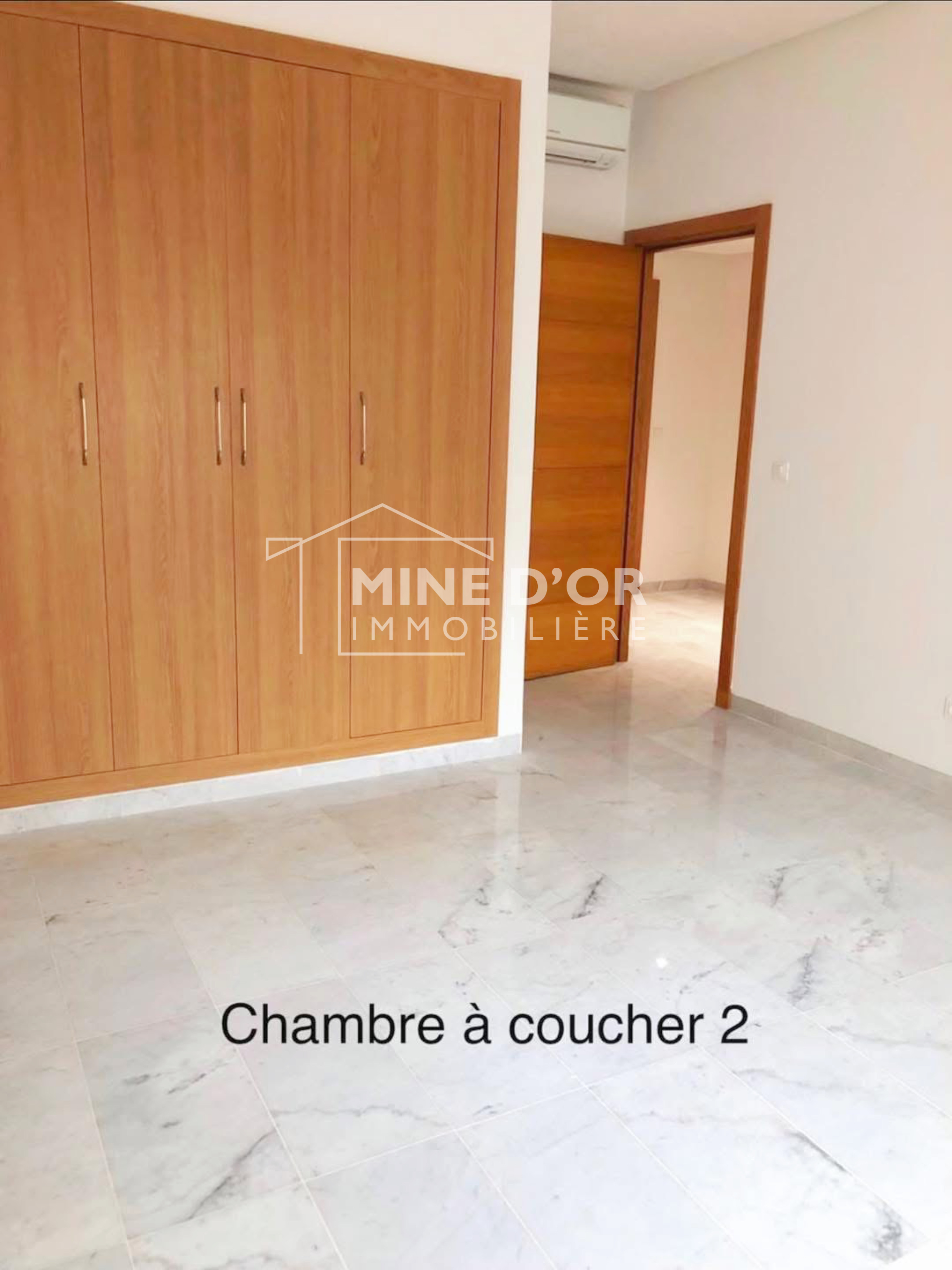 Cite El Khadra Zone urbaine nord Location Appart. 4 pices Al appartement s3 haut standing au centre urbain