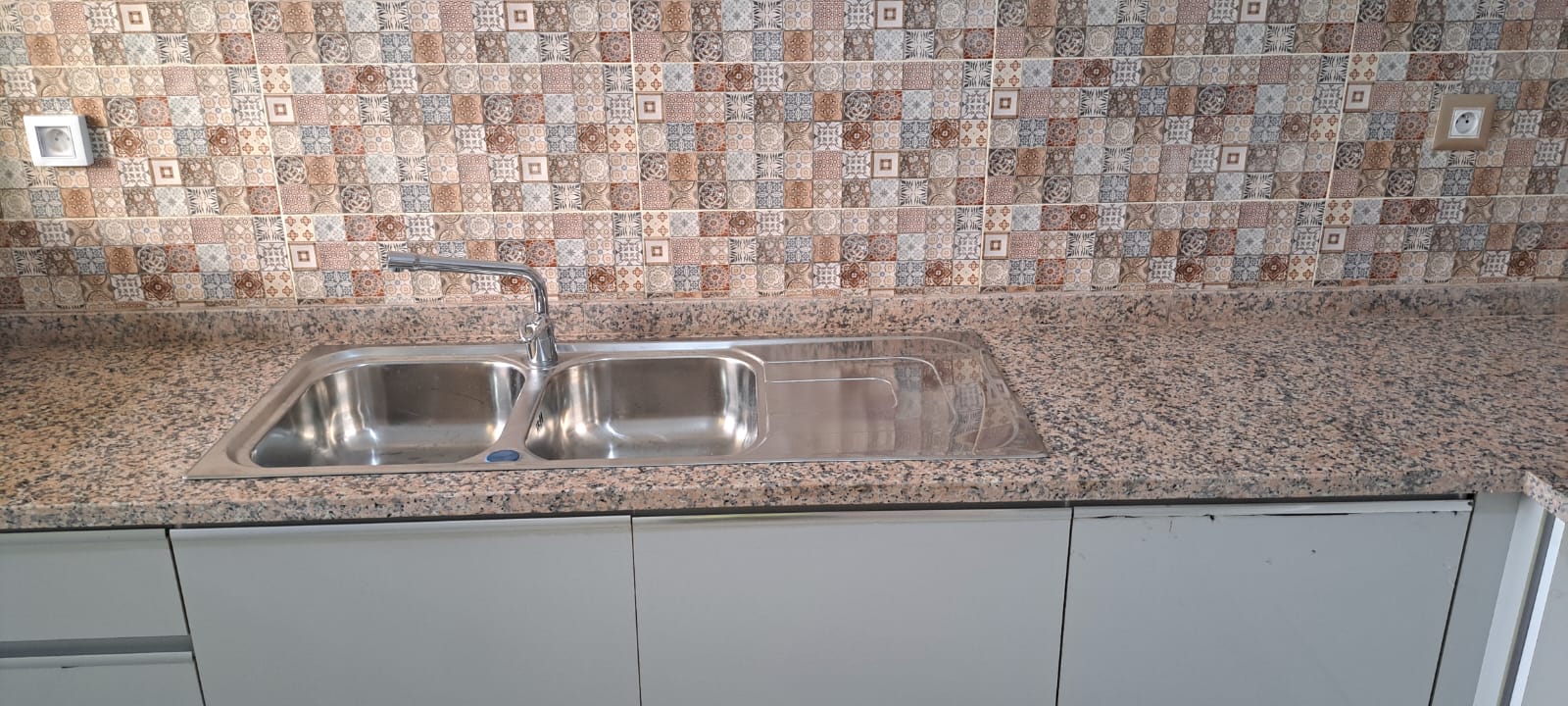 Bizerte Nord Cite Ain Meriem Location Appart. 2 pices Appartement salon plus deux pices