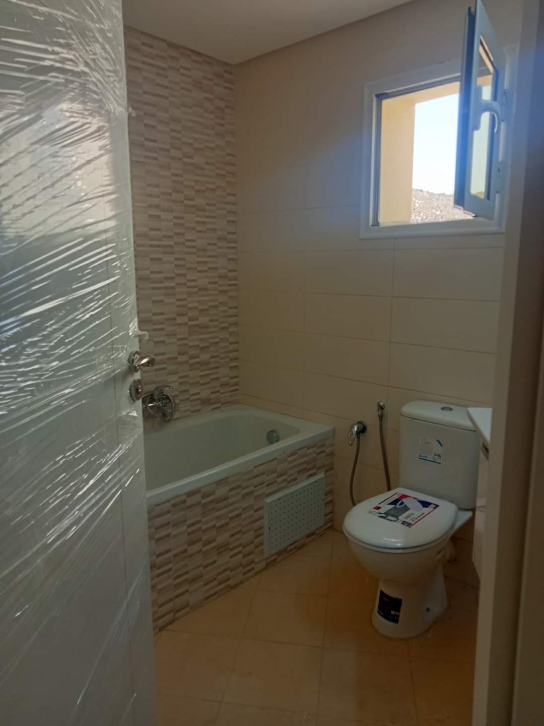 Bizerte Nord Cite Ain Meriem Location Appart. 2 pices Appartement salon plus deux pices