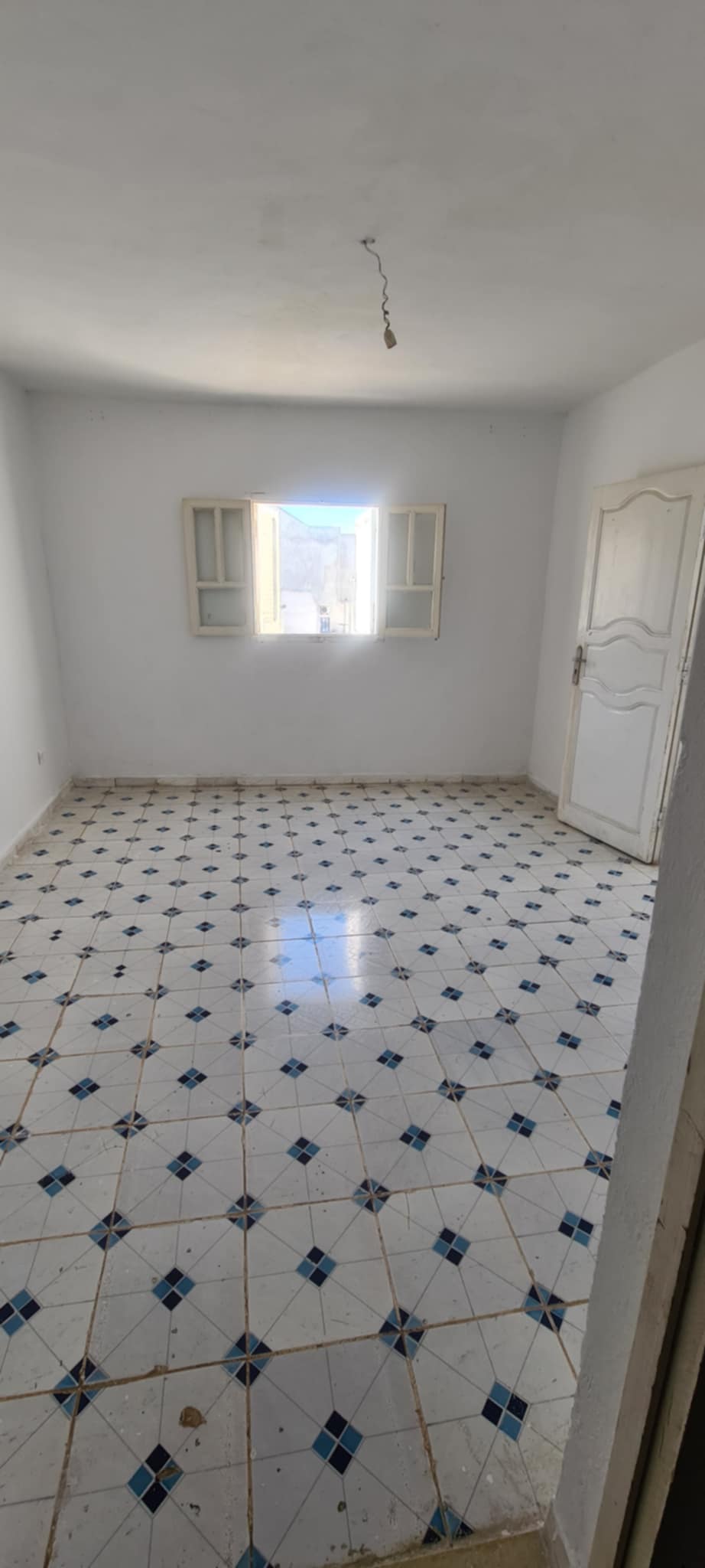 Mannouba Denden Location Maisons Deux studios d'une maison disponibles