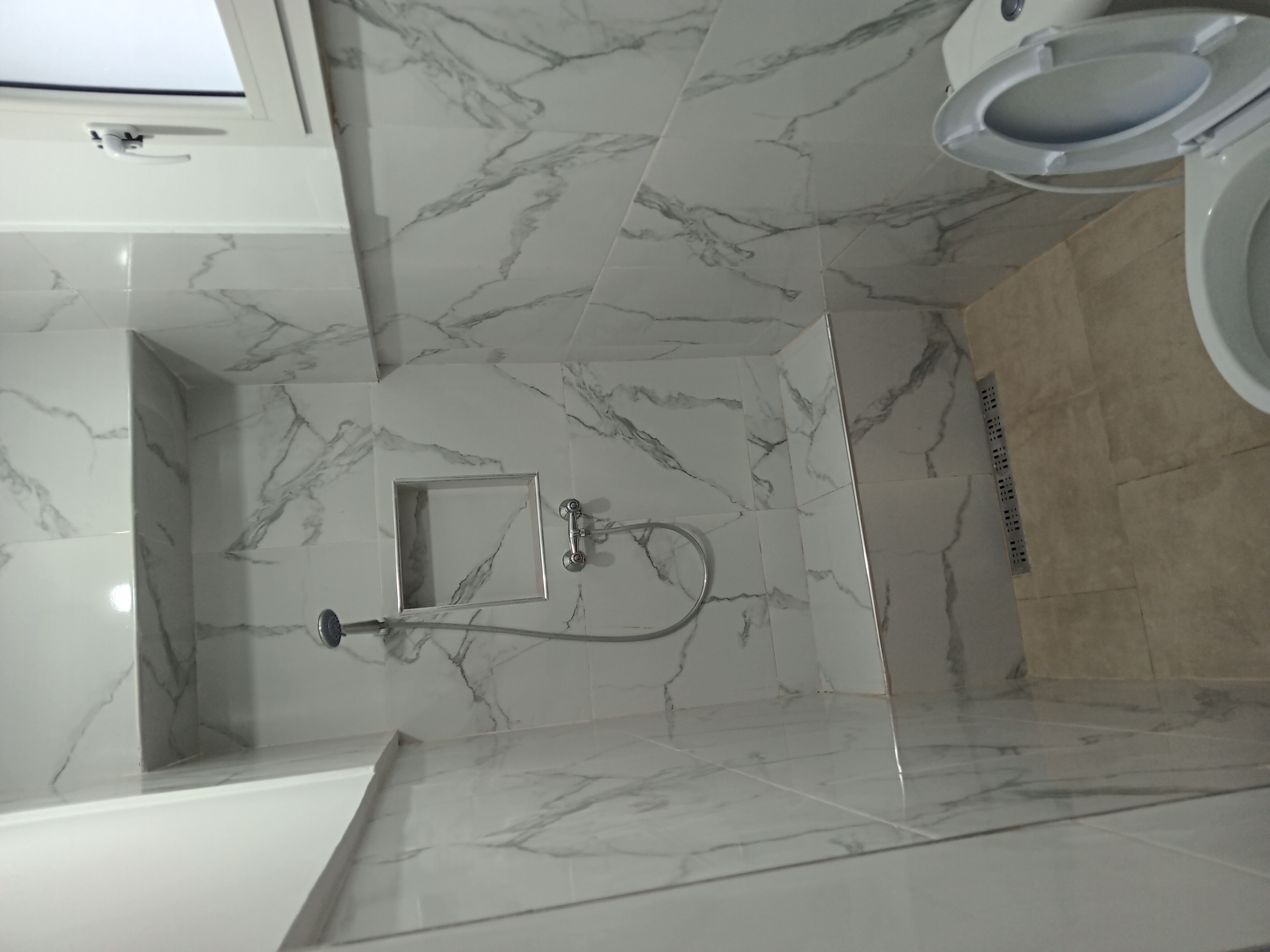 Bou Mhel El Bassatine Bou Mhel Location Appart. 1 pice Appartement salon et cc au 2me tage  boumhel