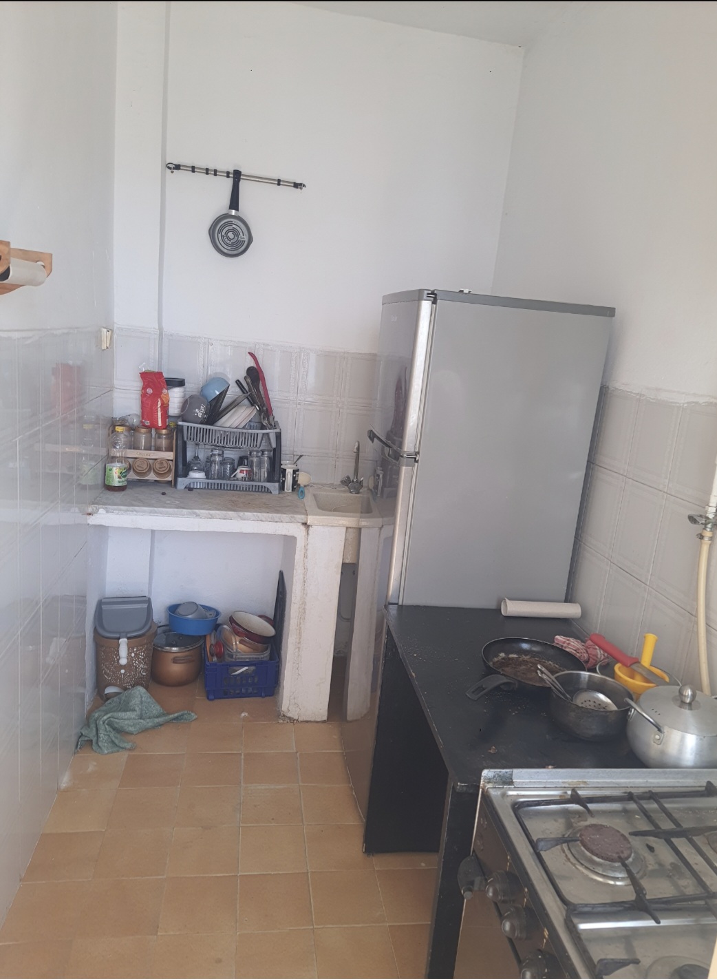 El Menzah El Manar 1 Location Appart. 2 pices S1 meubl ct cole hannibal