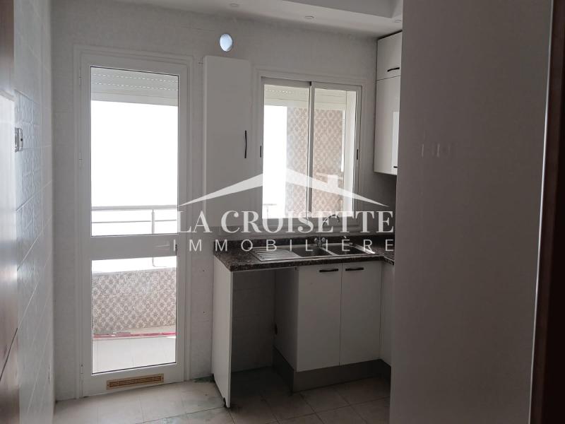 La Marsa Cite El Moustakbel (La Marsa) Location Appart. 4 pices Etage de villa s3  la marsa zel0546