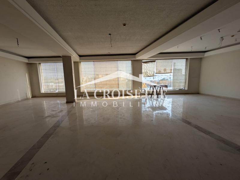La Soukra La Soukra Bureaux & Commerces Autre Local commercial  la soukra mcl0506