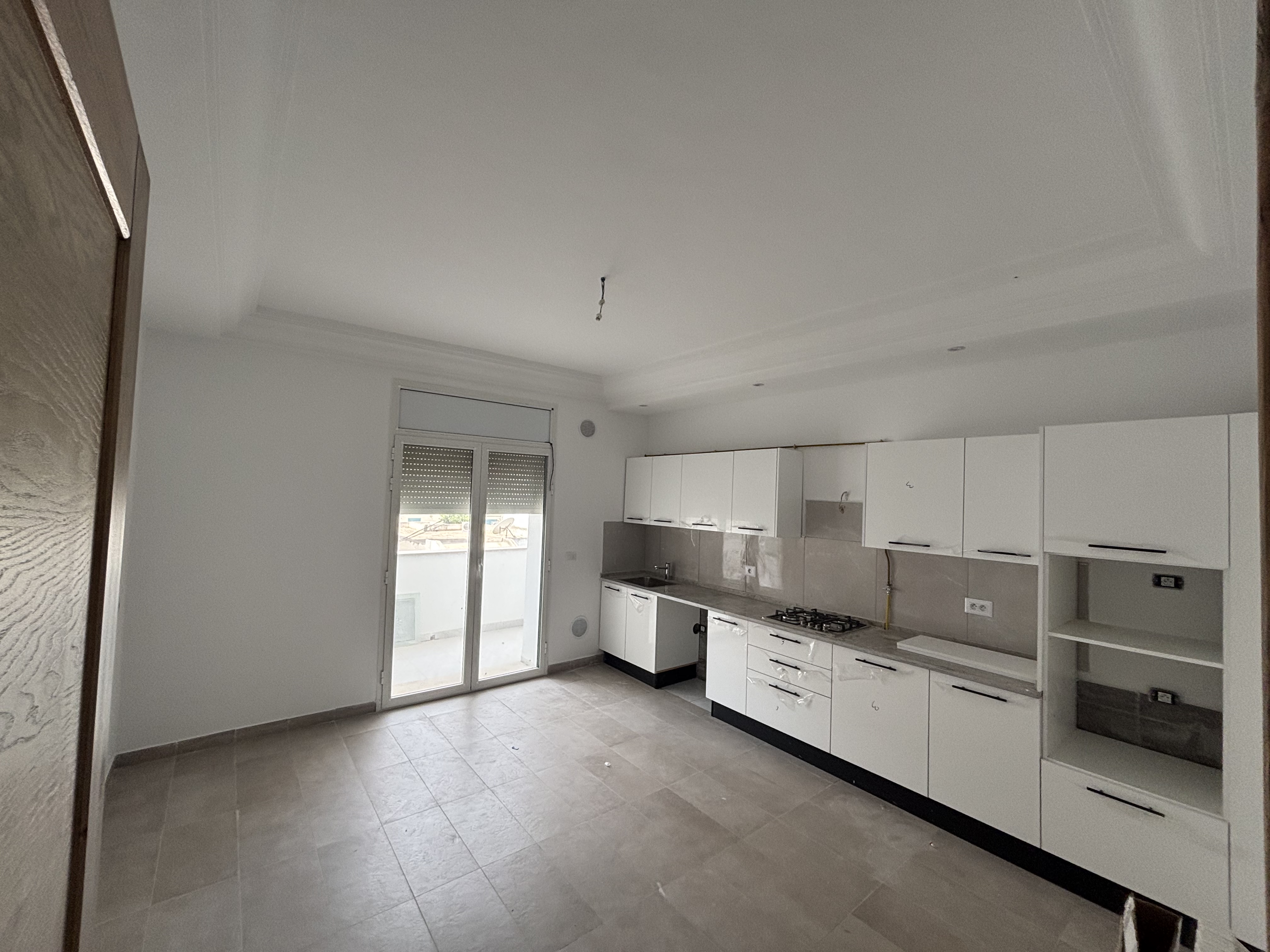 Ariana Ville Borj El Baccouche Location Maisons Etage villa 1er etage