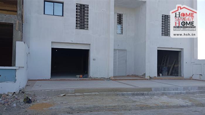 Raoued Borj Touil Bureaux & Commerces Surfaces Local kamelya  borj touil