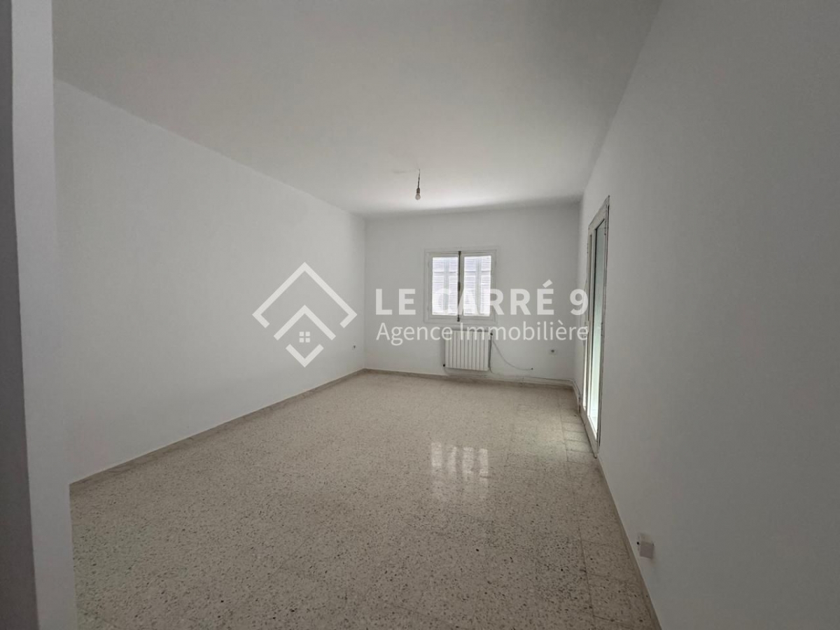 Ain Zaghouan Ain Zaghouan Location Appart. 3 pices Un tage de villa s2  ain zaghouan nord
