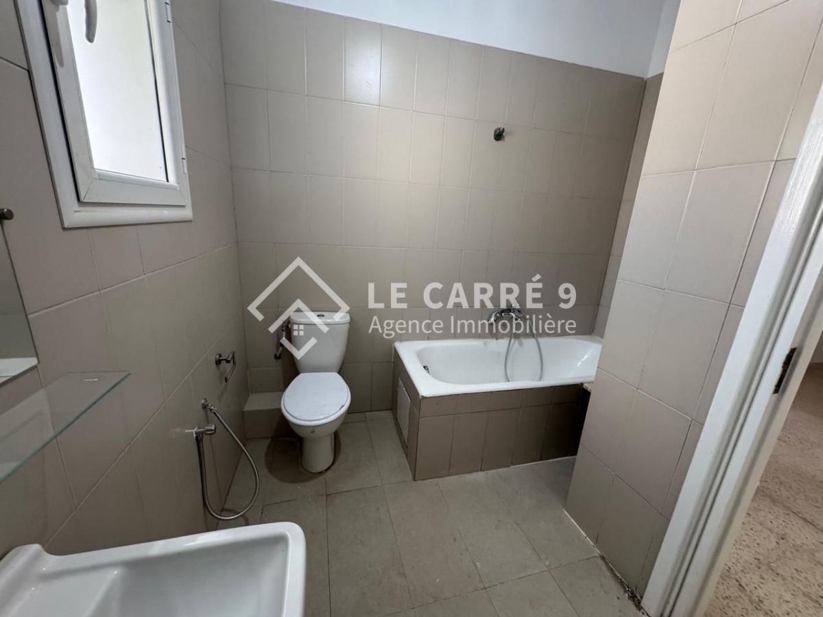 Ain Zaghouan Ain Zaghouan Location Appart. 3 pices Un tage de villa s2  ain zaghouan nord