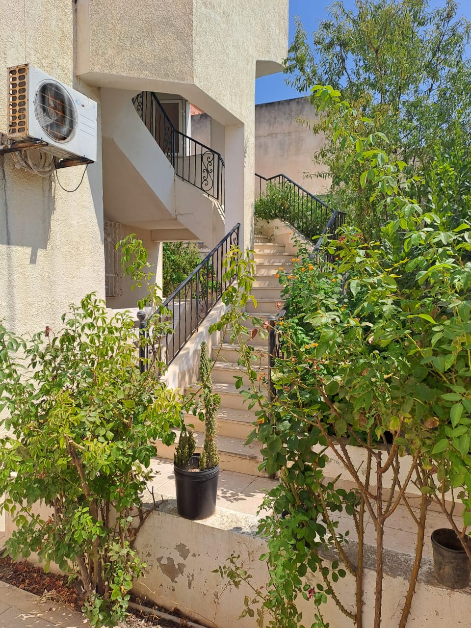El Mourouj El Mourouj Location Appart. 3 pices Etage de villa s plus 3 a mourouj 3