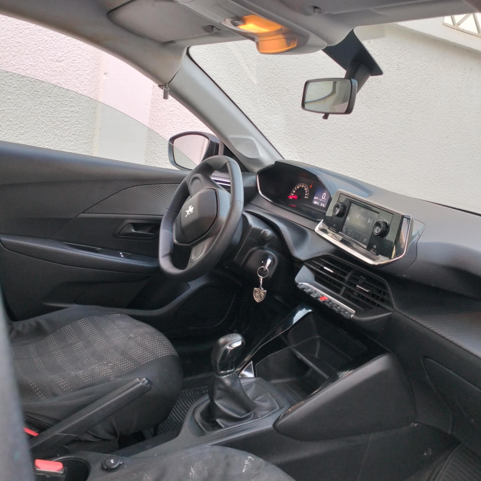 Ben Arous Ben Arous Peugeot 208 Bonne occasion